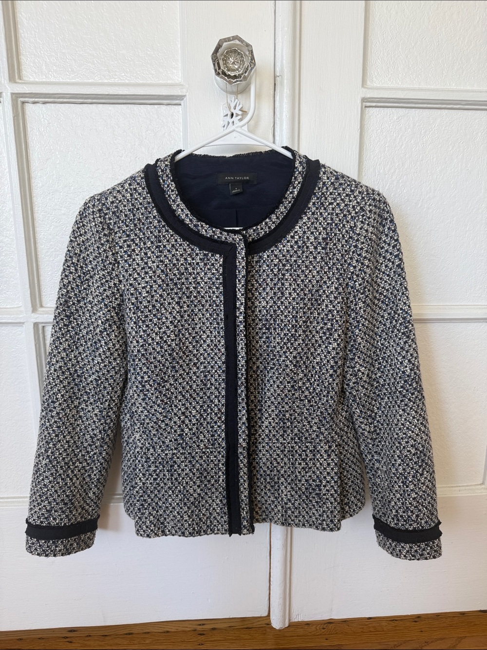Ann Taylor Navy and Ivory Tweed Cropped Jacket